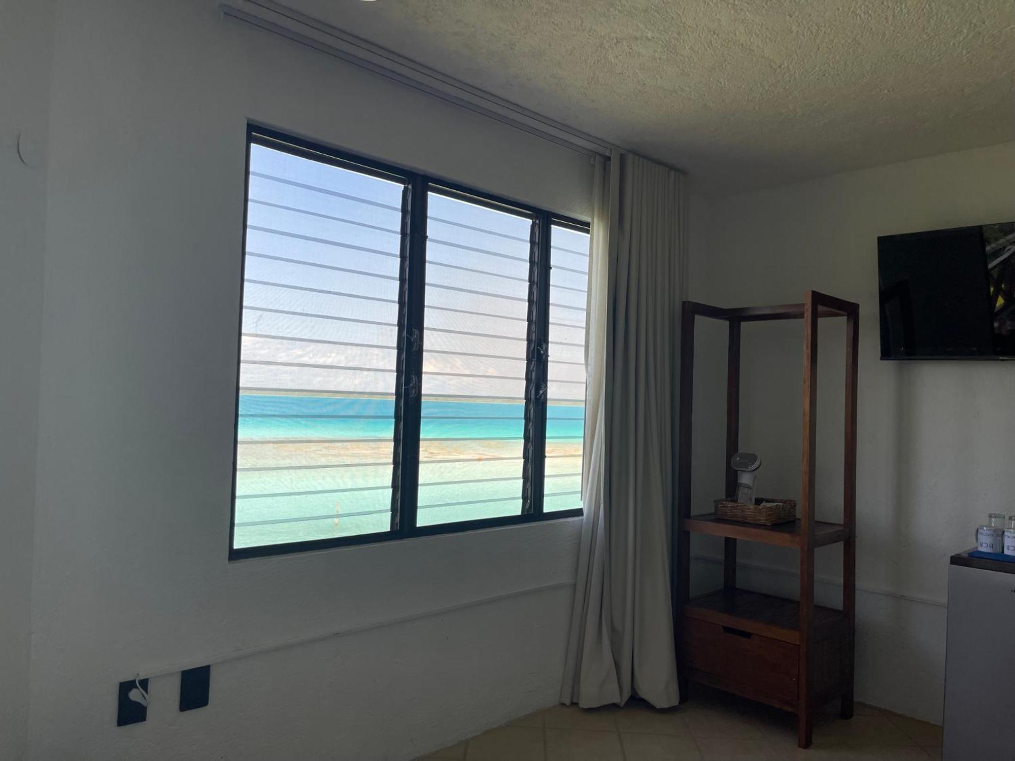 Blue Caribe Bacalar Front Lagoon Exterior photo