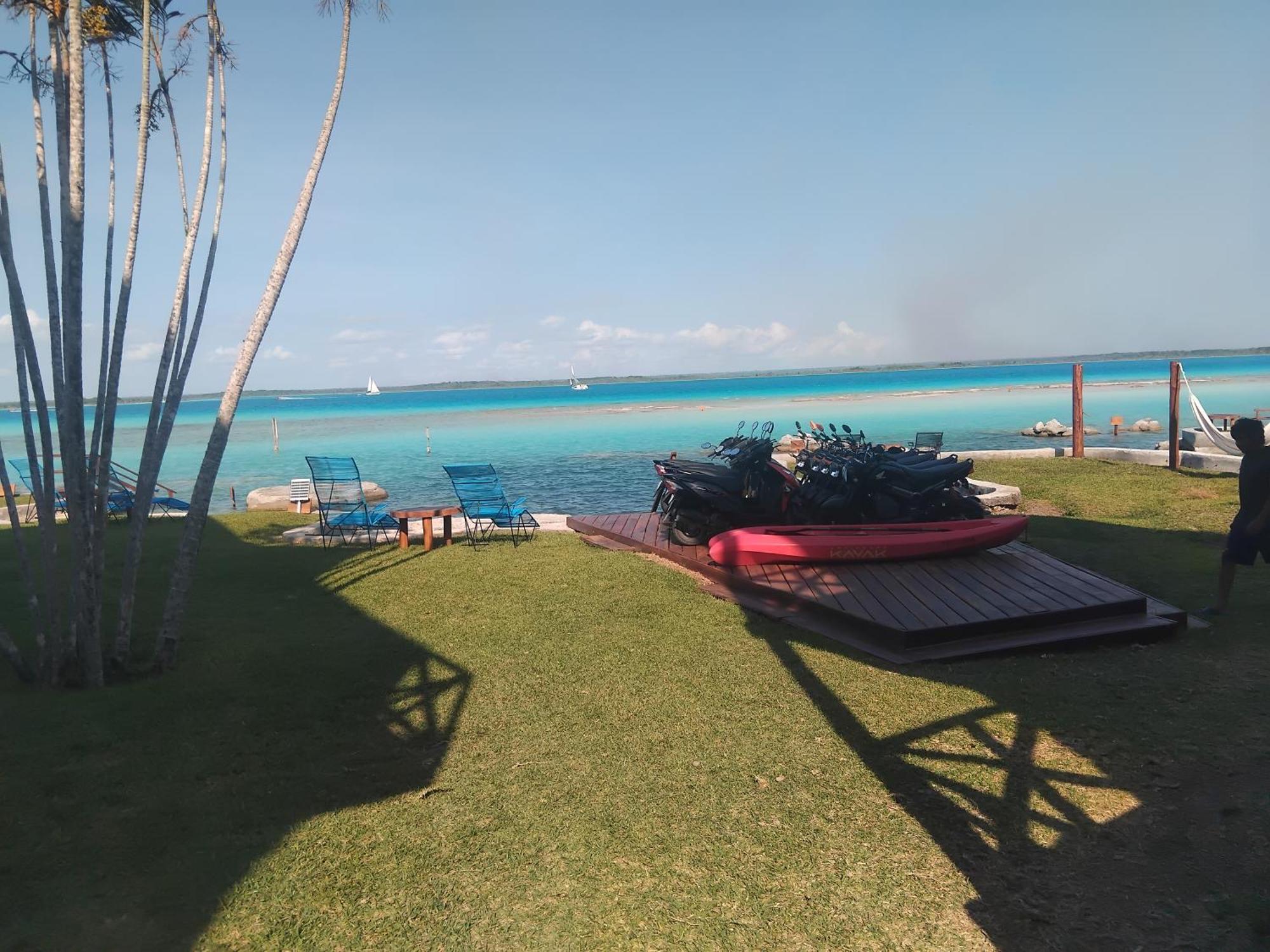 Blue Caribe Bacalar Front Lagoon Exterior photo